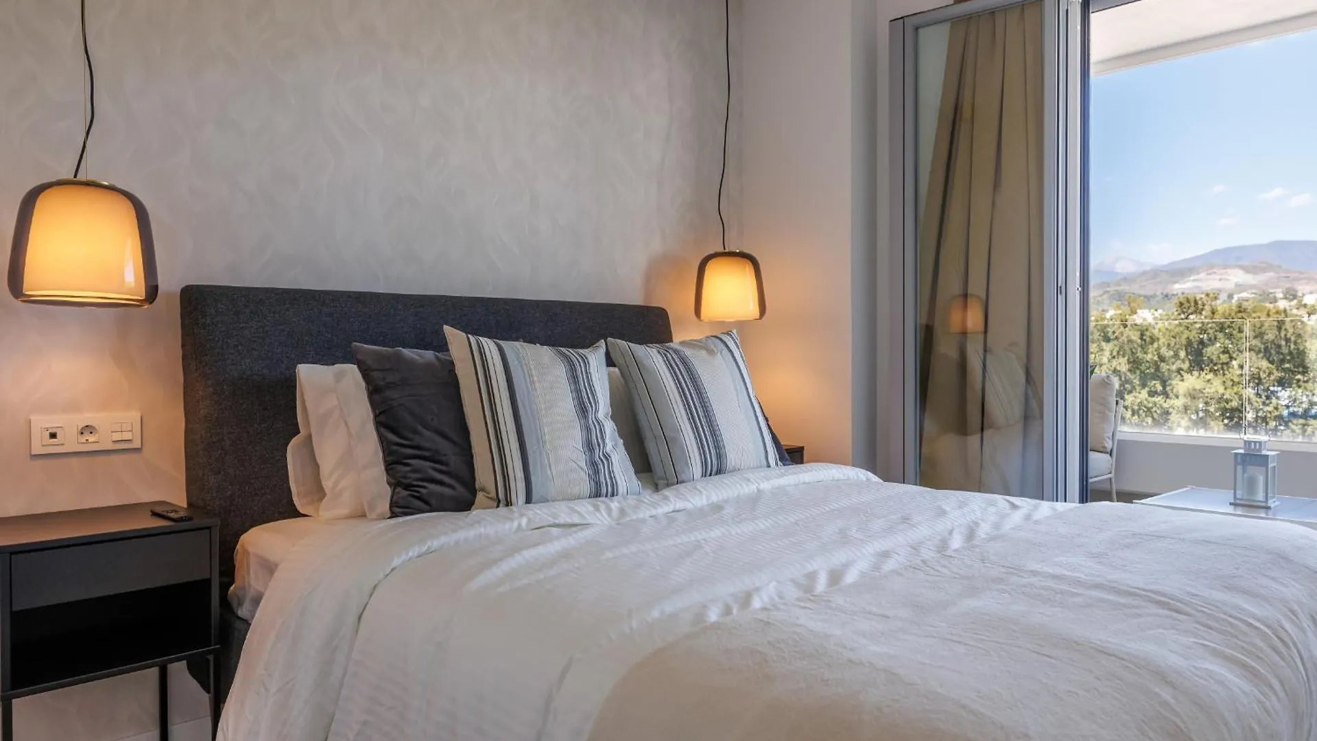 Ranhomes Rentals Apartments Marbella