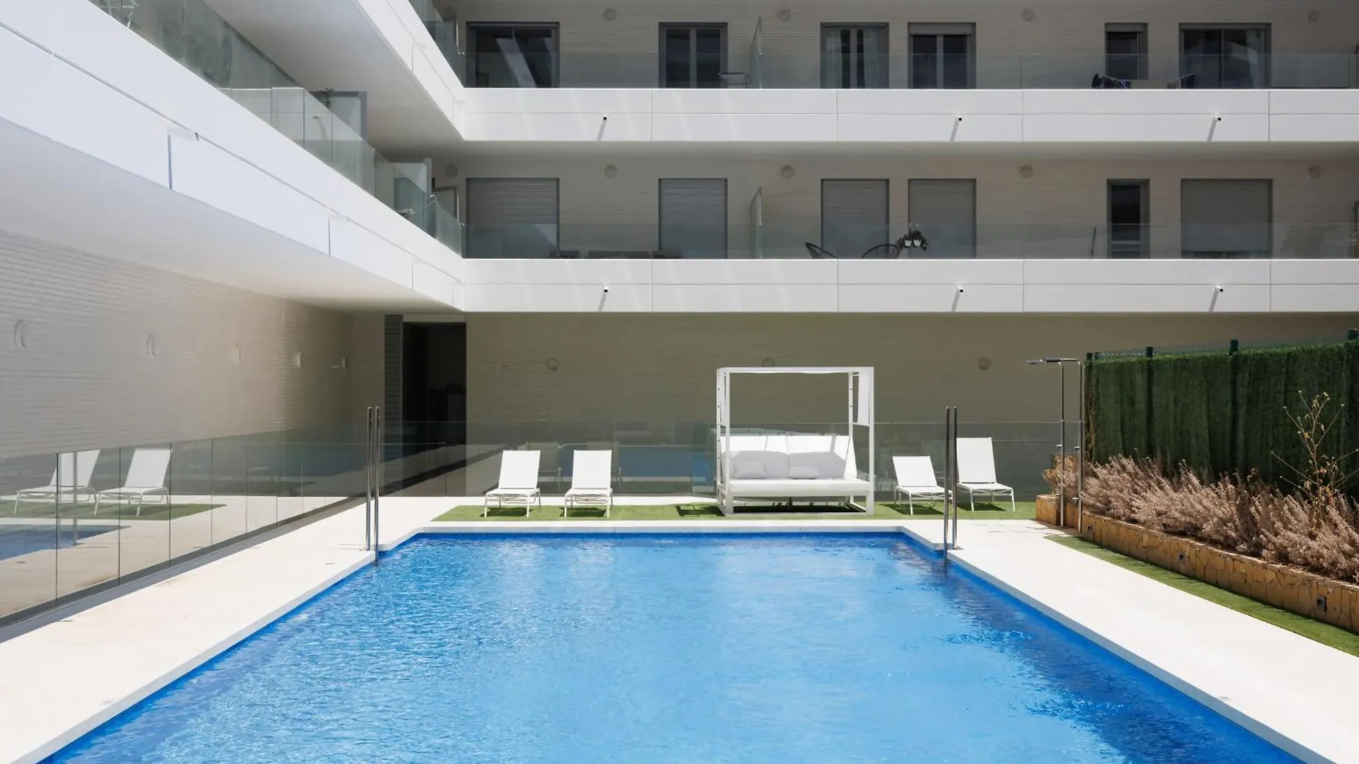 Ranhomes Rentals Apartments Marbella